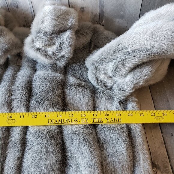 Oversized Fit -Dennis Basso Faux Fur Coat In Grey Full Zip Fully Lined – Size XS - Picture 6 of 8